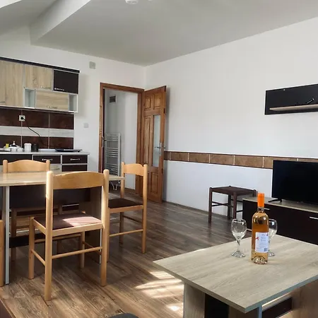 Casa Angelinaandrea Apartment *