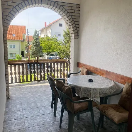 Casa Angelinaandrea * Bukorovac